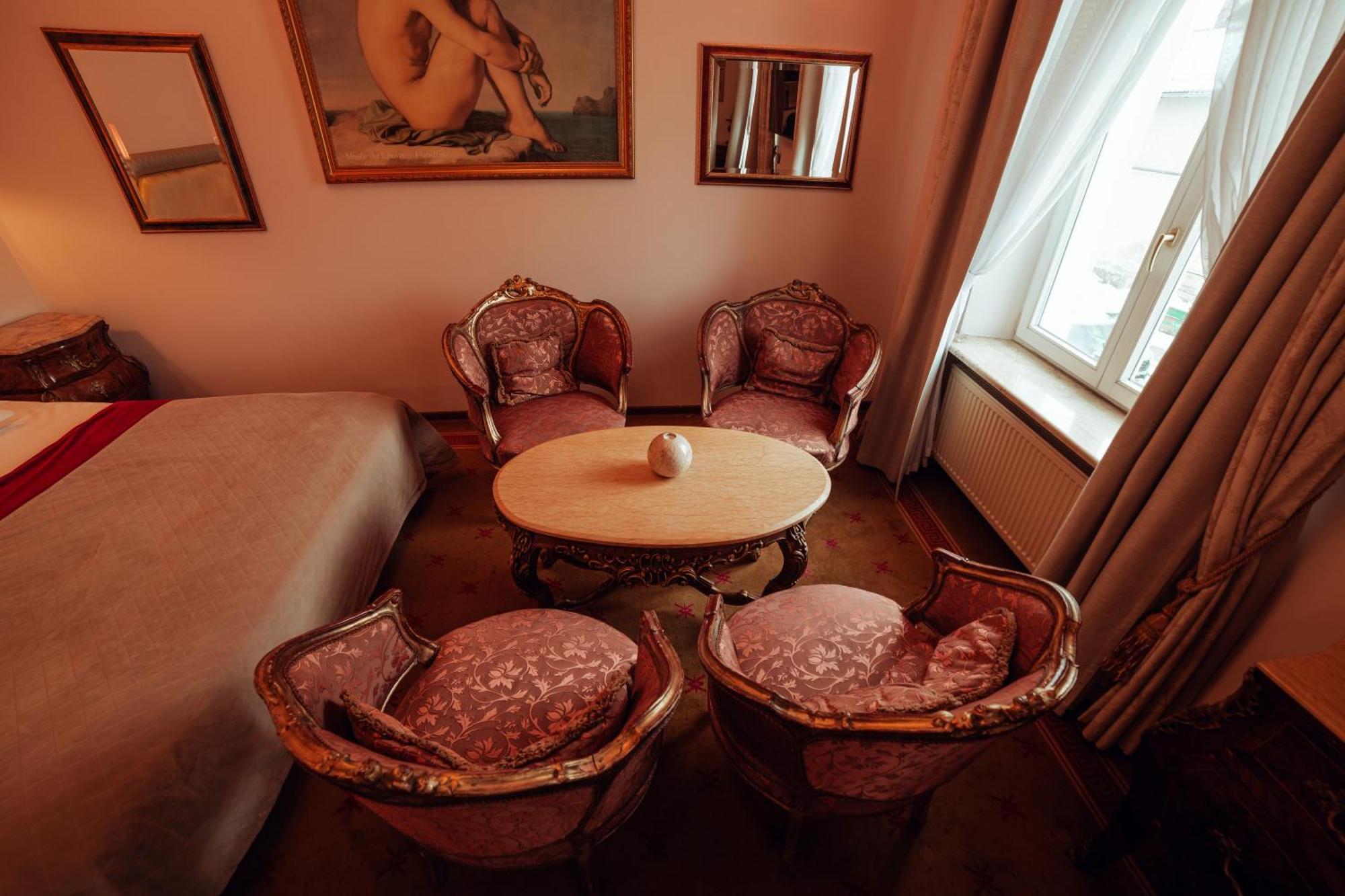 Hotel Ambasada Boleslawiec Dış mekan fotoğraf
